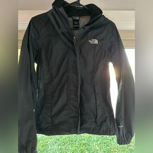 North Face women’s black hooded HyVent rain jacket size xs